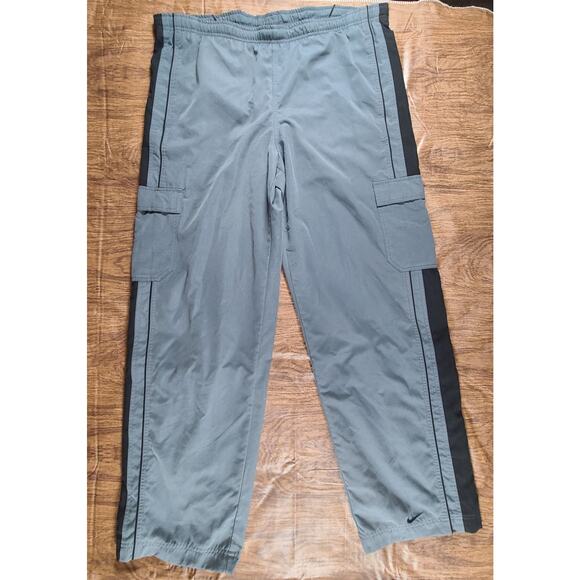 Nike Sportswear Utility Cargo Pants Men's LG Gray/Black Woven Lined Draw W 38" - Picture 1 of 10